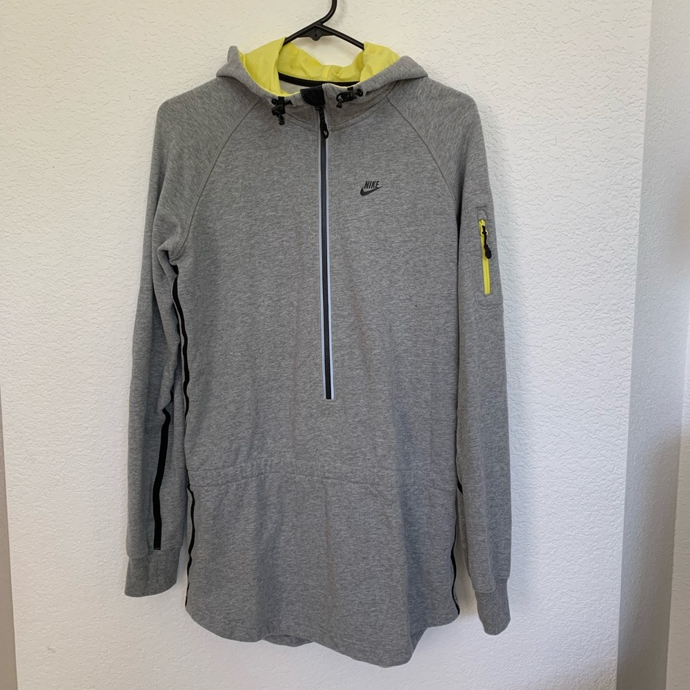 Nike Sportswear Athletic Jacket